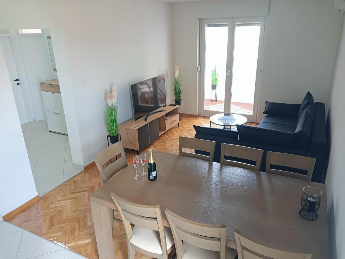 Apartman Luna ซาดาร์ ภายนอก รูปภาพ